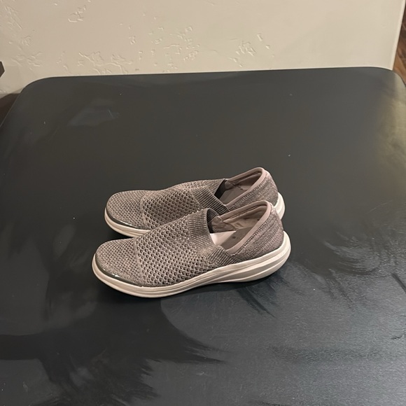 Bzees Slip On Shoes - Picture 2 of 6